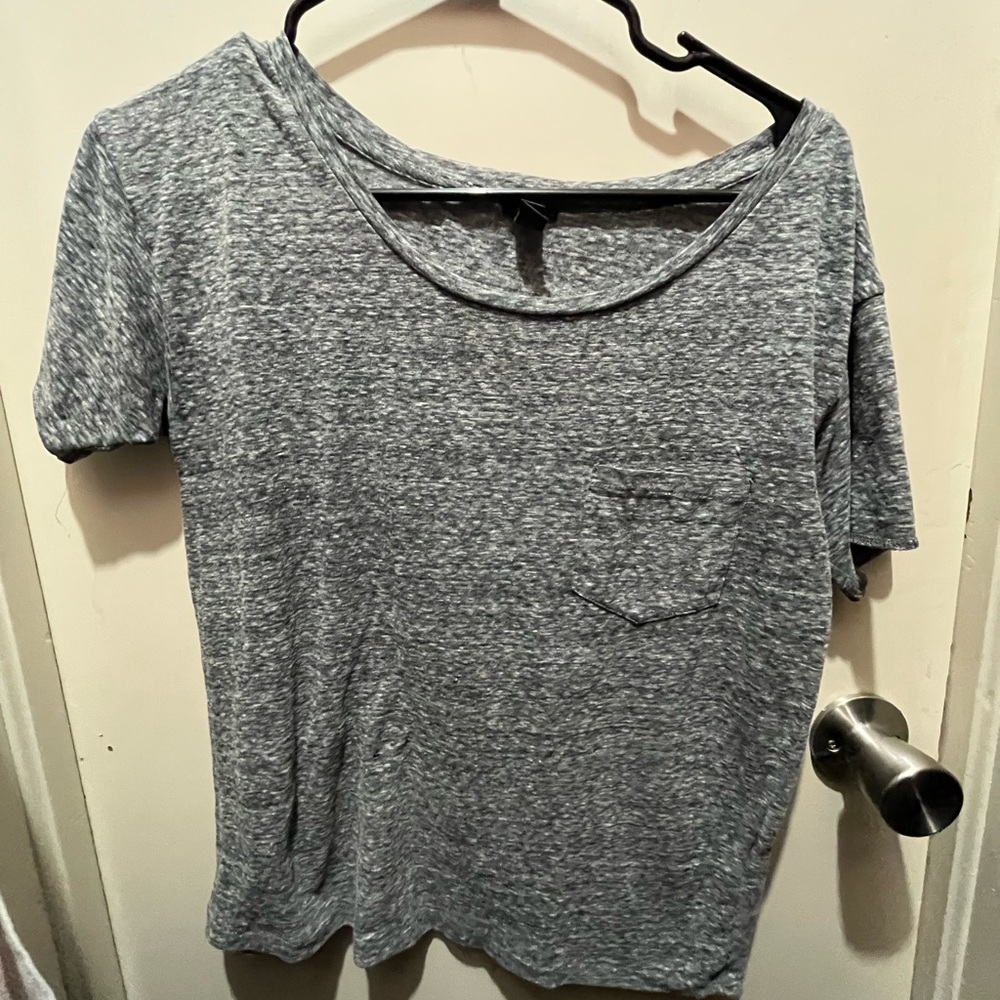 Grey pocket tee